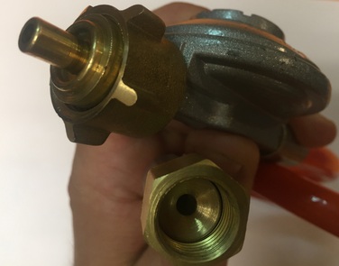 Редуктор и шланг для газового гриля D=14.5мм (евро под руку) GRILLI 77745 Код: 004854