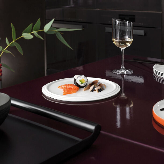 Тарілка плоска з дизайнерськими бортиками 24 см біла, La Boule Villeroy & Boch