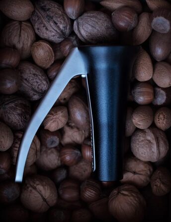 Горіхокол чорний Drosselmeyer