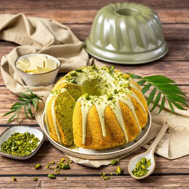 Форма для випічки кексів 25 см Green Vision Zenker