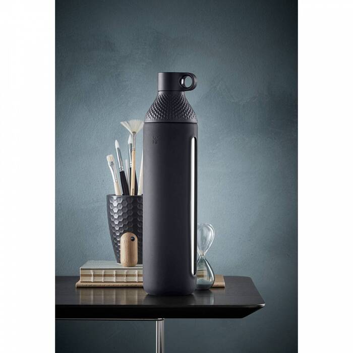 Бутылка для воды с винтовой крышкой 0,75 л, черная Waterkant WMF