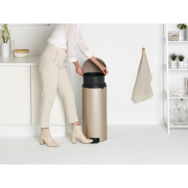 Бак для сміття 30 л Pedal Bin Brabantia