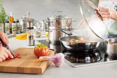 Кухонна лопатка 35,5 см із силіконовим краєм Rösle