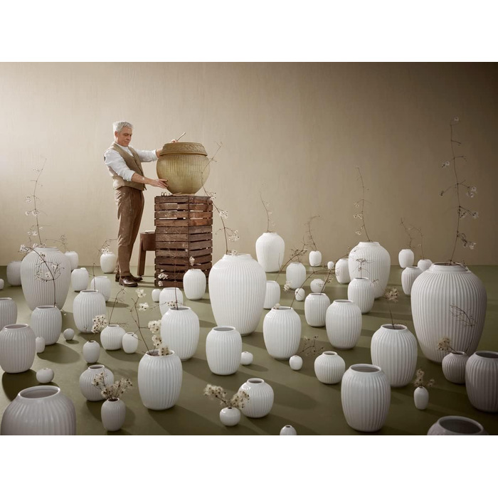 Ваза Hammershøi Данський дизайн для квітів ручної роботи, біла (H21 см, карамель)
