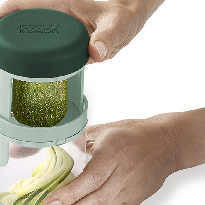 Овочерізка спіральна з трьома змінними насадками Joseph Joseph Sage, зелена, 16 х 7,8 х 7,8 см