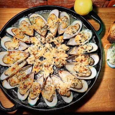 Сковорода чавунна 35 см BBQ-Toro