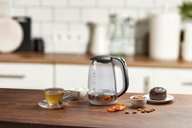 Gorenje Електрочайник 1.7л, 2,200 Вт, strix контроль, скло, білий