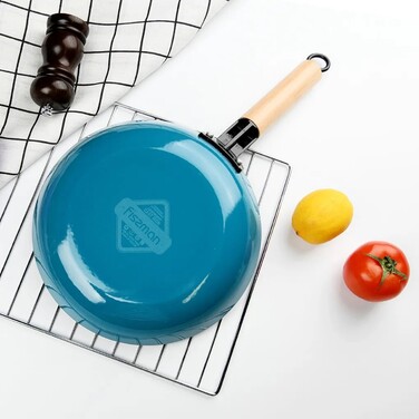 Сковорода для смаження Fissman SEAGREEN 24x4,5 см з дер. ручкою (емальований чавун) (4000)