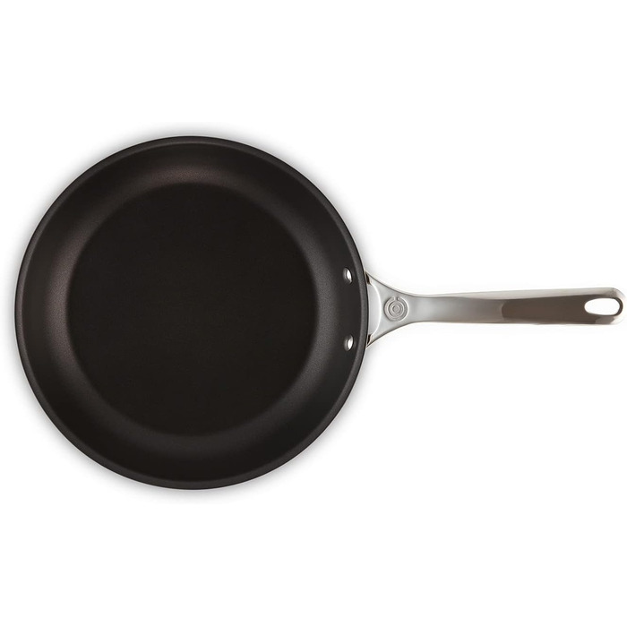 Сковорода 26 см з антипригарним покриттям 3-ply Plus Le Creuset