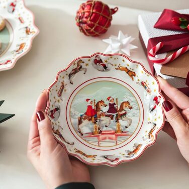 Різдвяне сервірувальне блюдо 16,5 см Annual Christmas Edition Villeroy & Boch