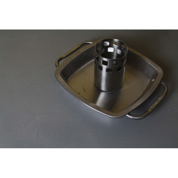 Стойка для курицы с поддоном для жира Broil King