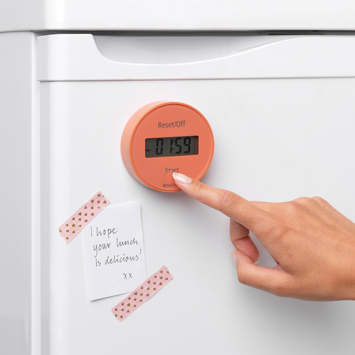 Таймер кухонний на магніті 7,6х7,6х2,5 см червоний Tasty Colours Plus Brabantia