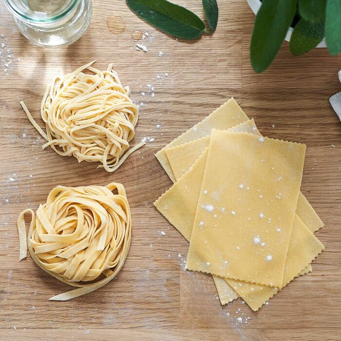 Ручна макаронна машина та 3 насадки для різання спагетті, лазаньї, тальятелле Springlane Kitchen