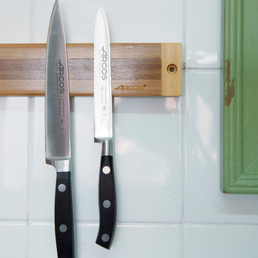 692800 Тримач ножів магнітний 300*45 мм