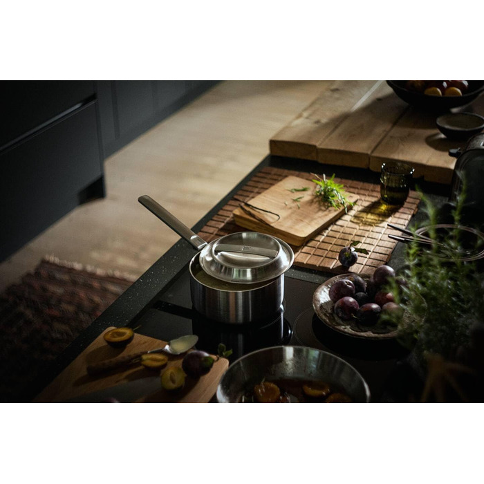 Ковш 1,8л Fiskars Norden, без покрытия (1067637)