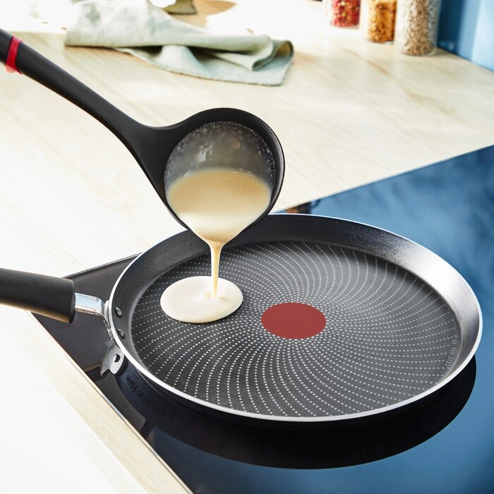 Сковорода для блинов Tefal So' Light, 25см, алюминий, бакелит, черный