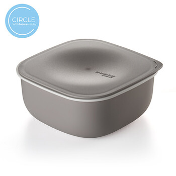 Квадратный контейнер с крышкой 2л 052902158 GUZZINI