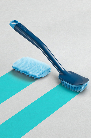 Щітка з ручкою і скрубер, 2 предмета, синя CleanTech Joseph Joseph