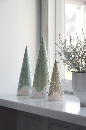 Свічник для чайної свічки конусний 28,5 см зелений Nobili Kähler