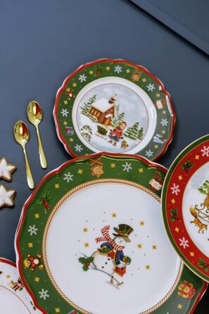 Набор столовой посуды на 2 персоны, 4 предмета, зеленый Happy Wintertime Hutschenreuther