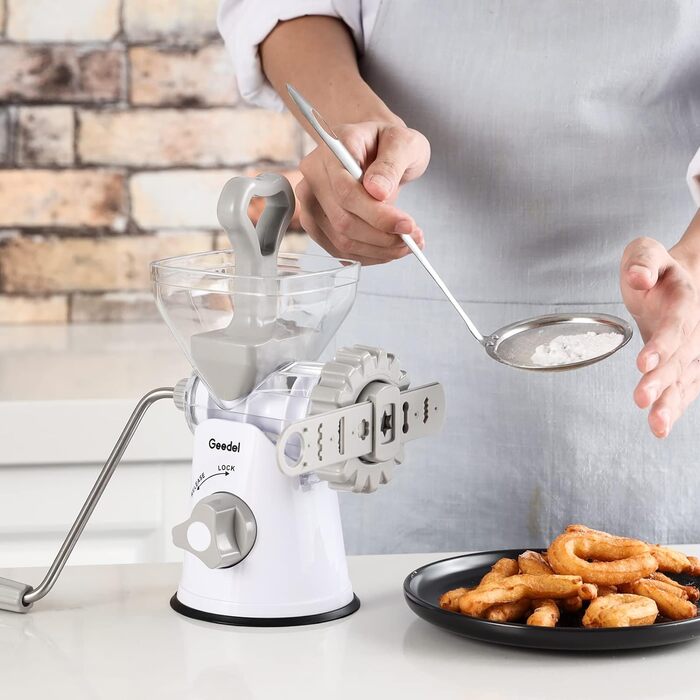 М'ясорубка з кондитерською насадкою Geedel