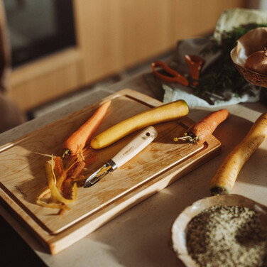 Ніж для чищення Fiskars Folken (1075683)